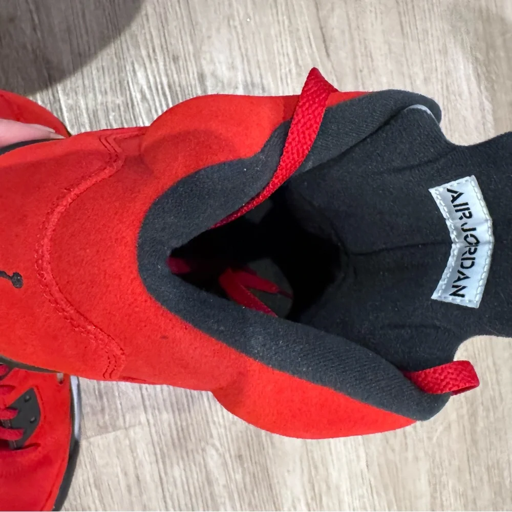 Jordan 5 Retro Raging Bull Sneakers - Picture 7 of 9